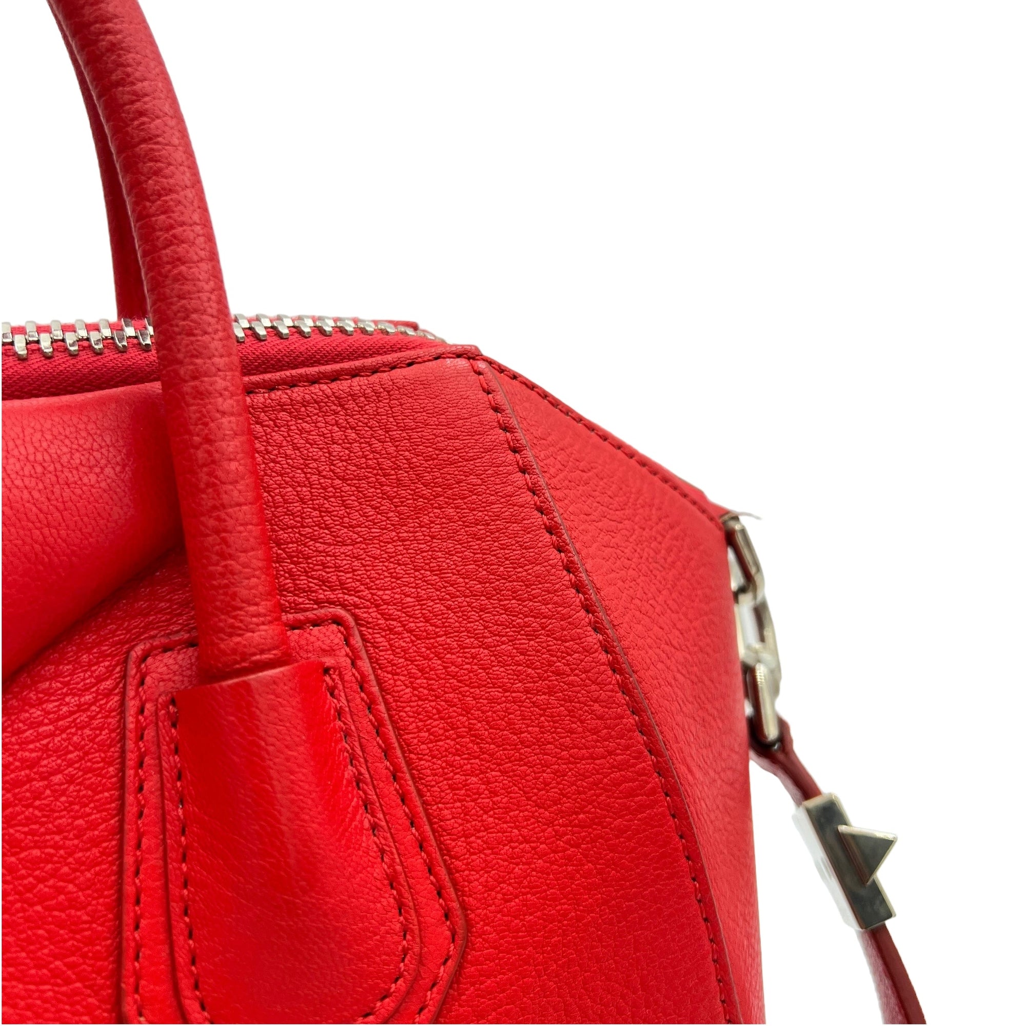 Antigona Small Red Top Handle Bag in Goat Leather, Silver hardware - Image 9