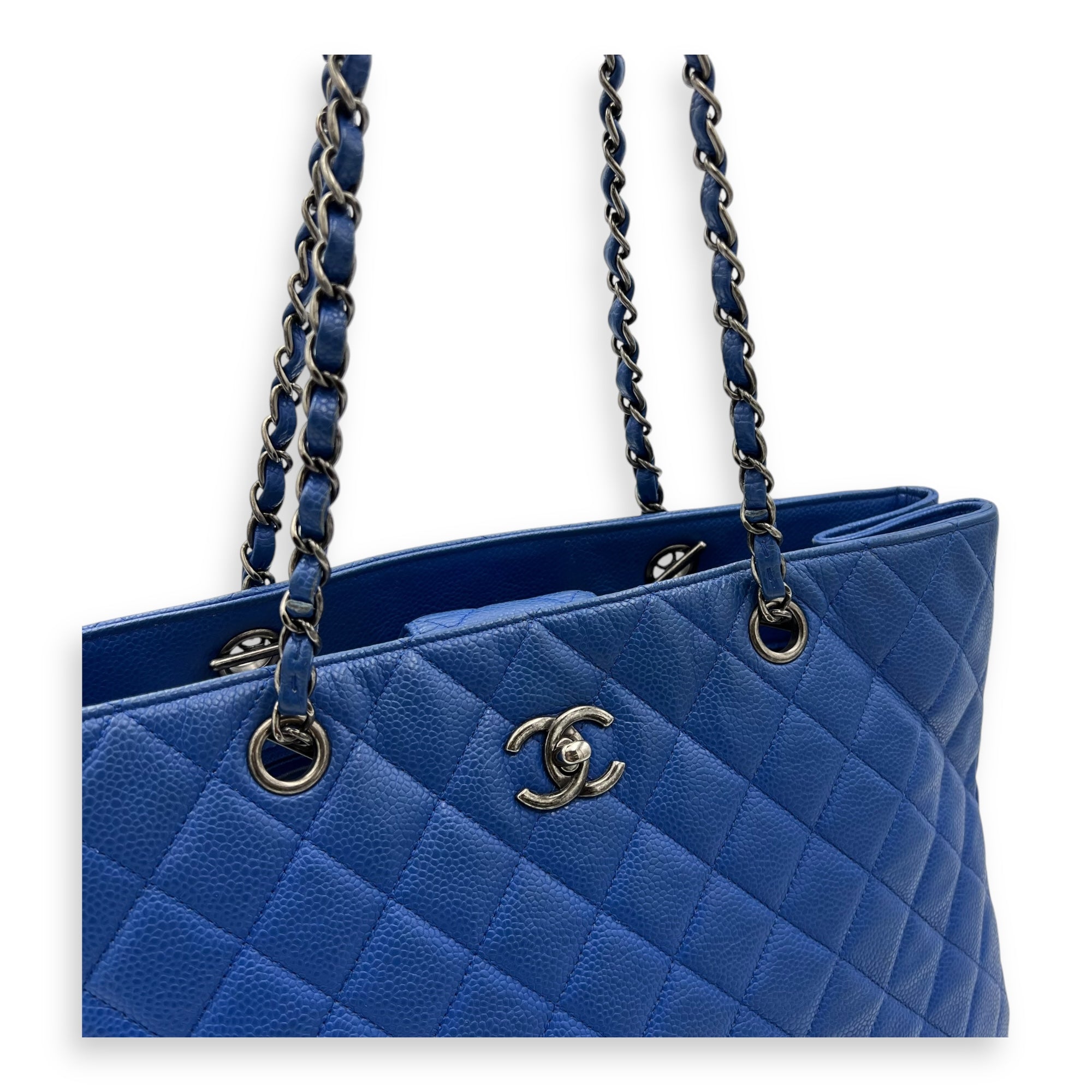CC Quilted Blue Tote Bag in Caviar Leather, Ruthenium hardware - Image 8