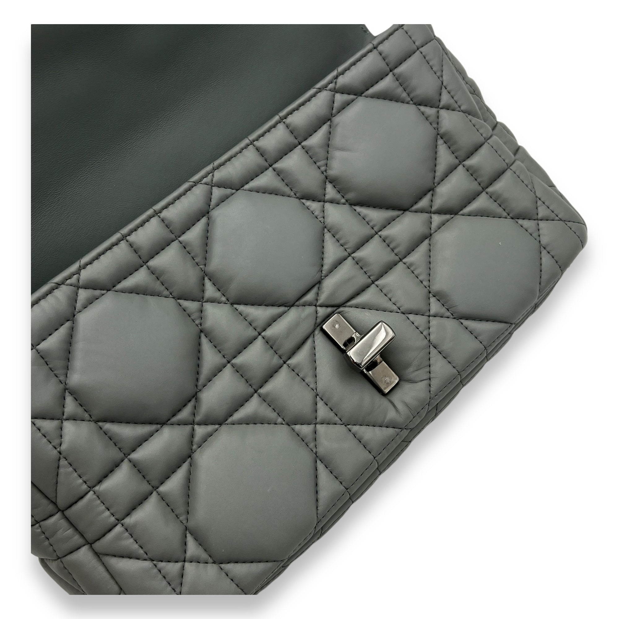Caro Medium Grey Shoulder Bag in Lambskin, Silver hardware - Image 11