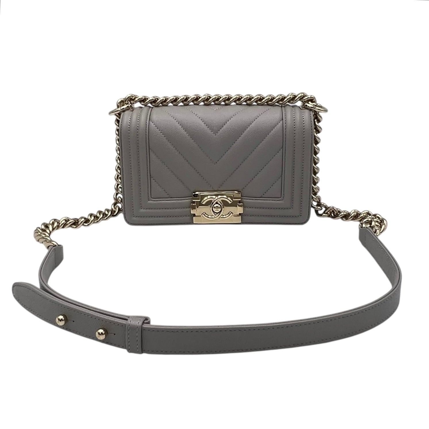Chevron Quilted Boy Small Grey Shoulder Bag in Caviar Leather, Gold hardware - Image 8