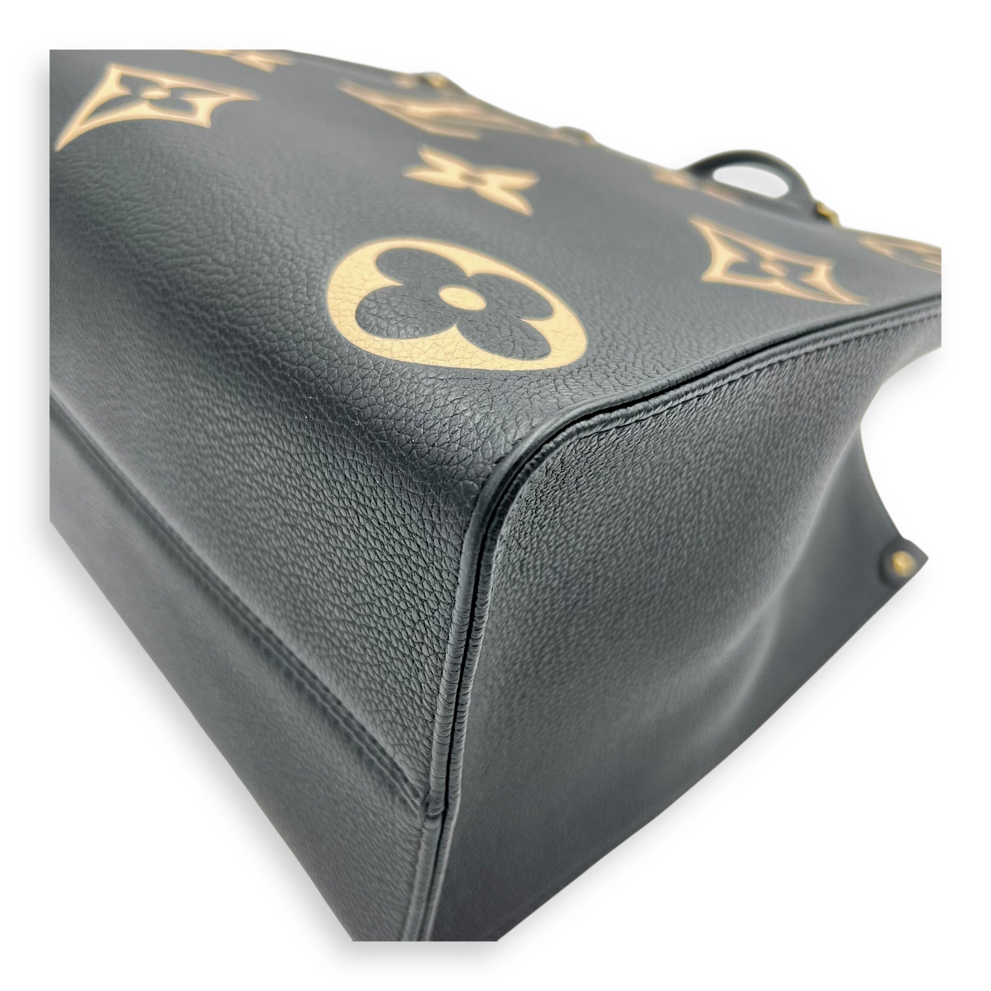 OnTheGo MM Blue Top Handle Bag in Empreinte Leather, Gold hardware - Image 7