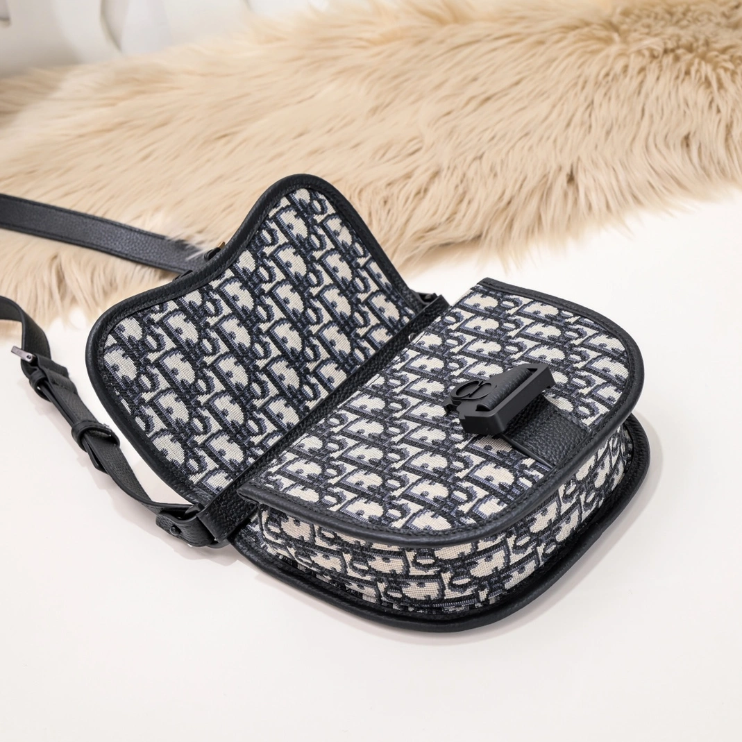 Christian Dior AAA Man Messenger Bags SportInspired 3911 - Image 6