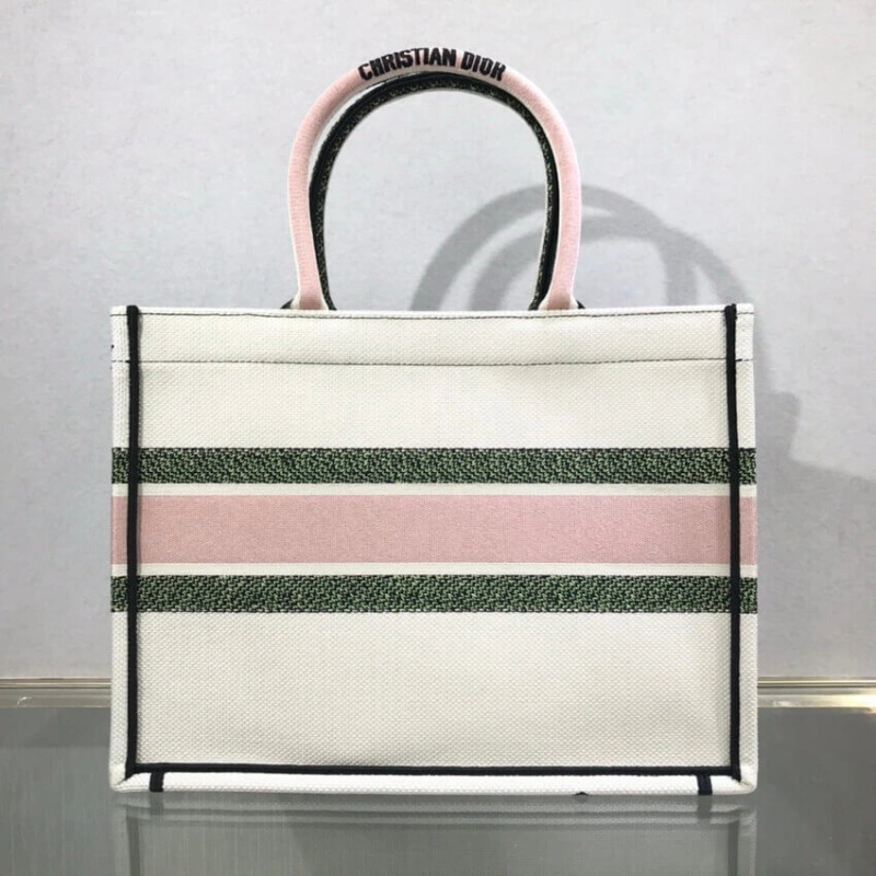 'Christia Christian Dior Small Book Tote Multicolor Cœur EN Fleurs Embroidery - Image 5