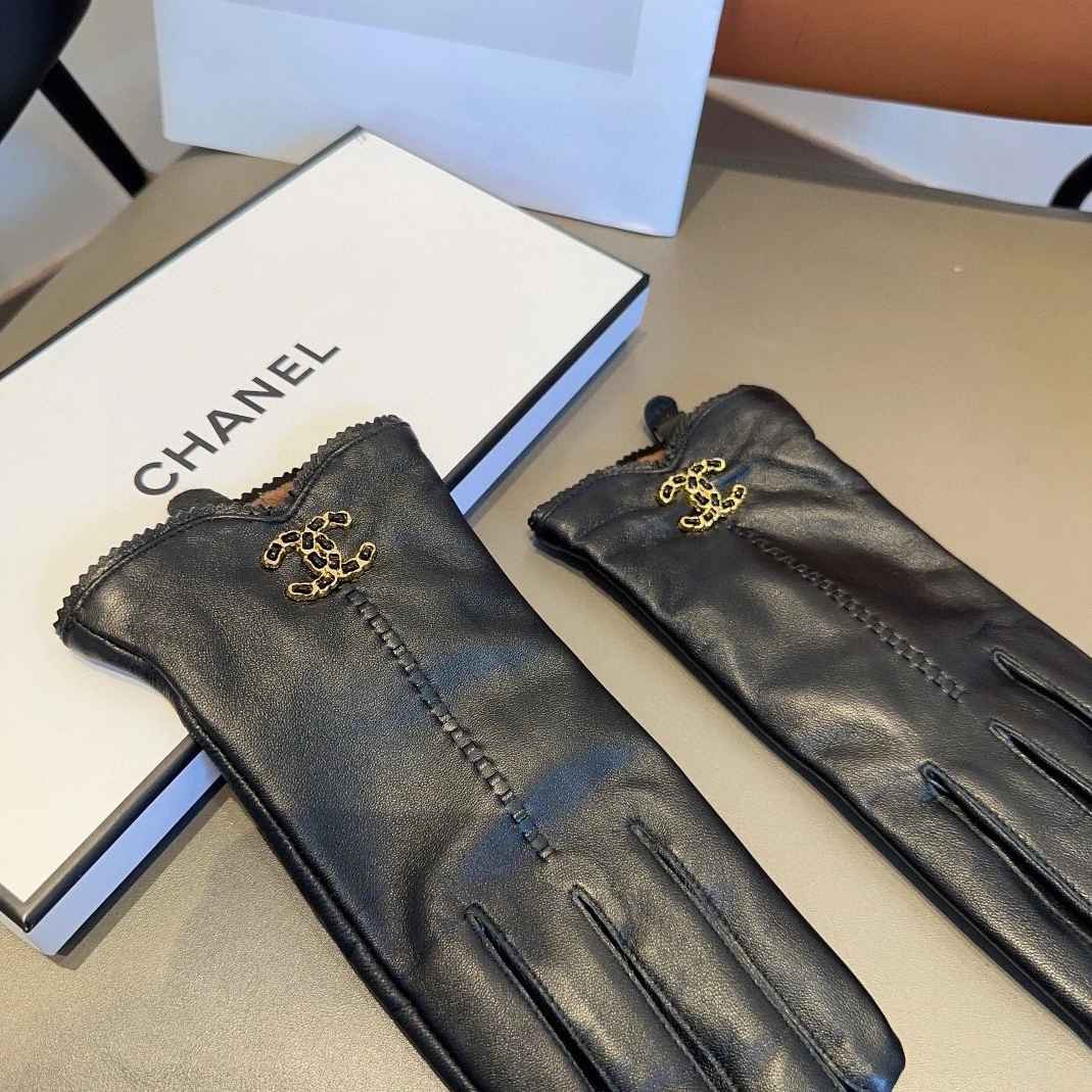 Flexible 2474 Chanel Gloves For Women - Image 4