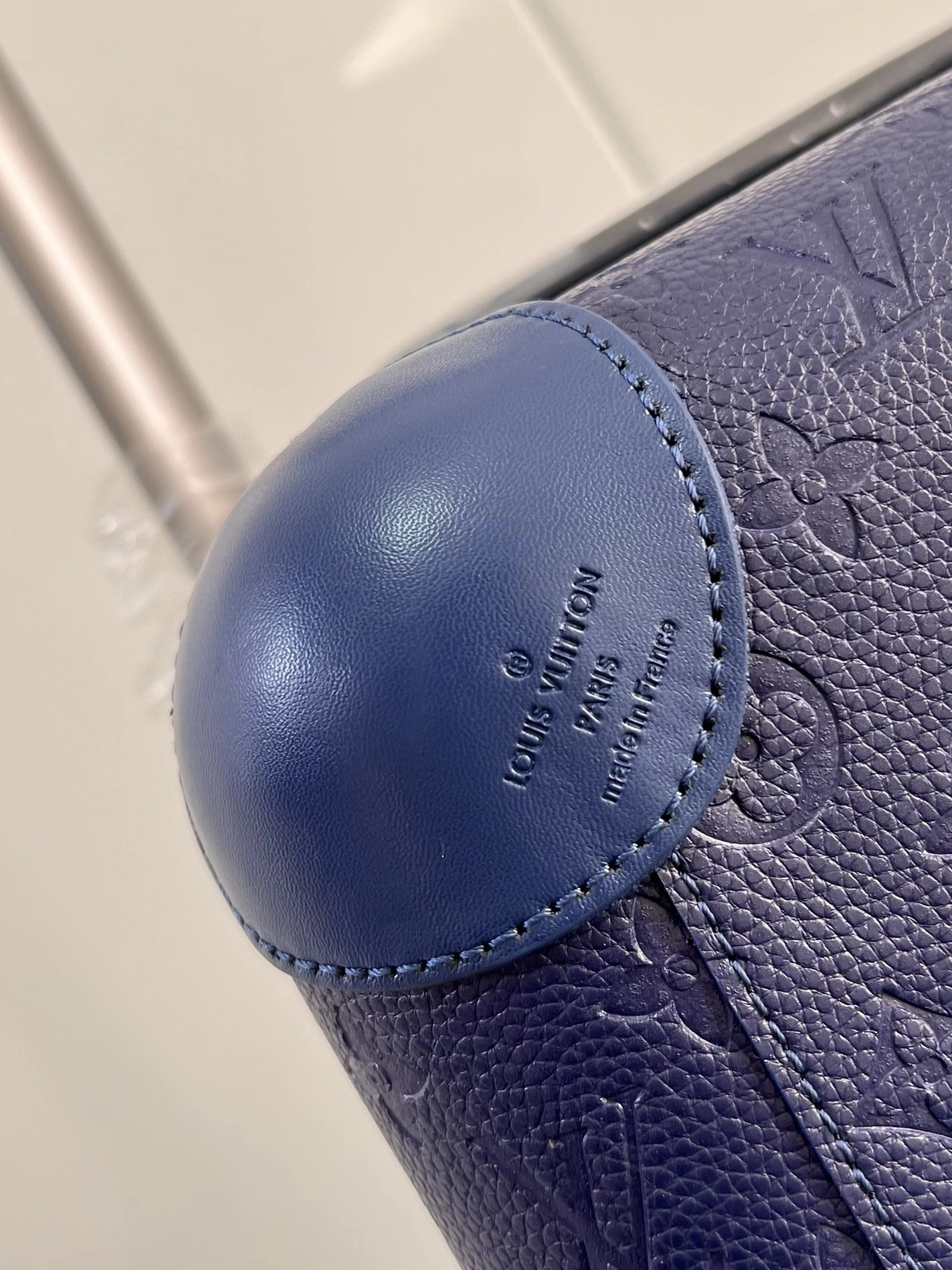 Flexible 6275 Louis Vuitton Luggage