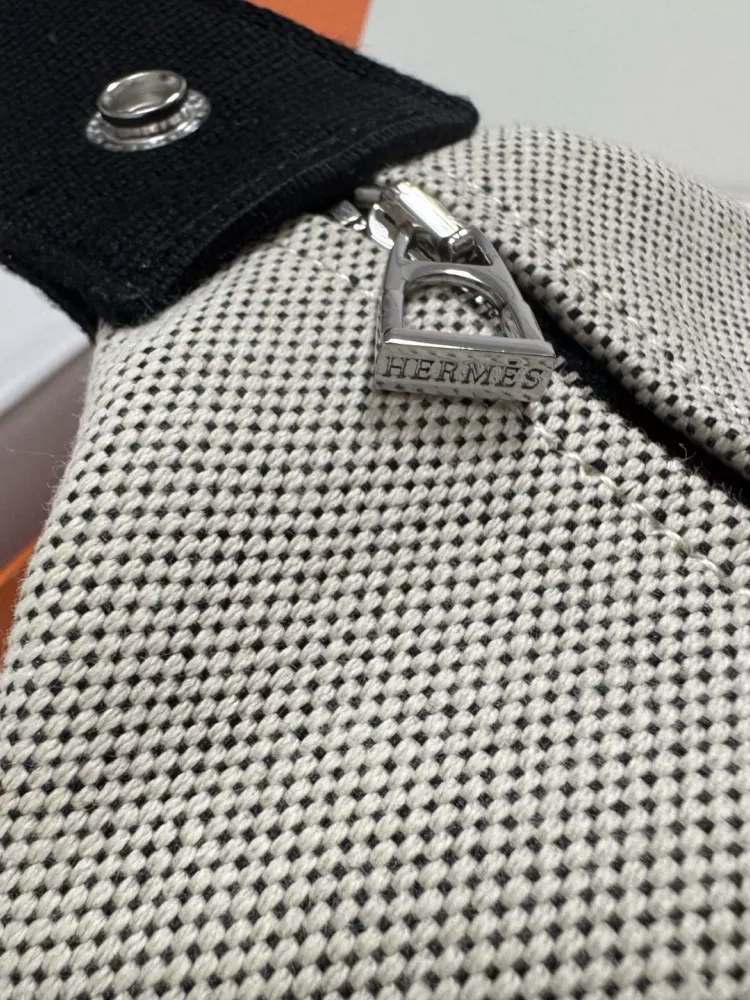 Hermes AAA Quality Handbags In Black For Women Timeless 720 - Image 5