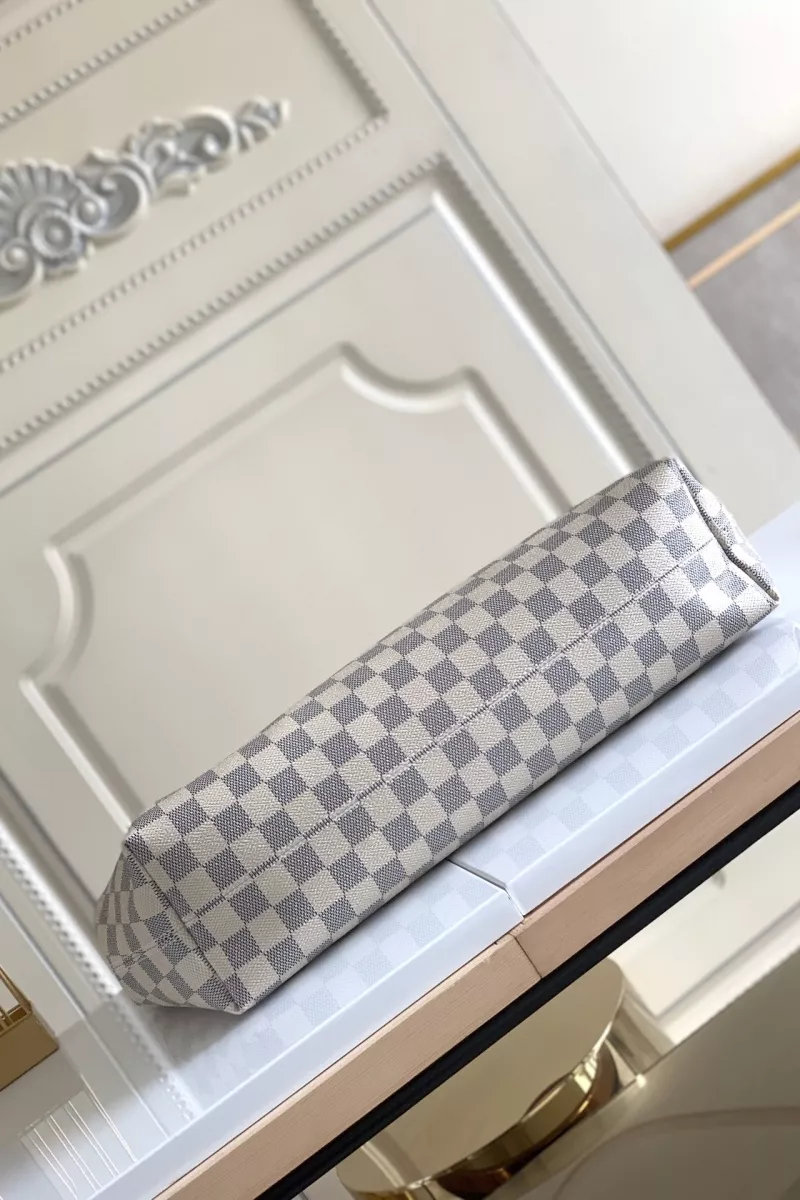 Louis Vuitton AAA Quality Handbags In Pink For Women Unique 5243 - Image 4