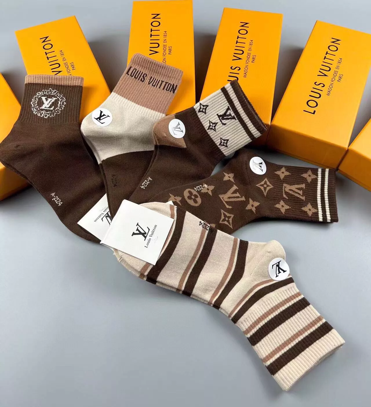 Louis Vuitton LV Socks For Women Soft 8837 - Image 5