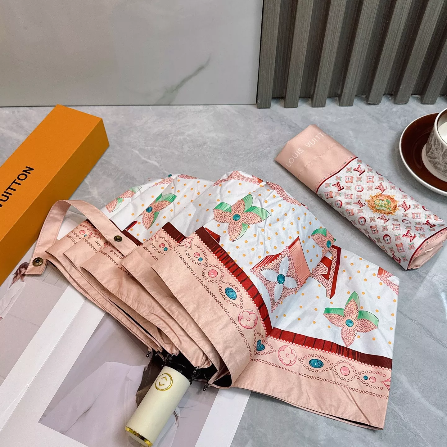 Louis Vuitton Umbrellas Bright 7443 - Image 3