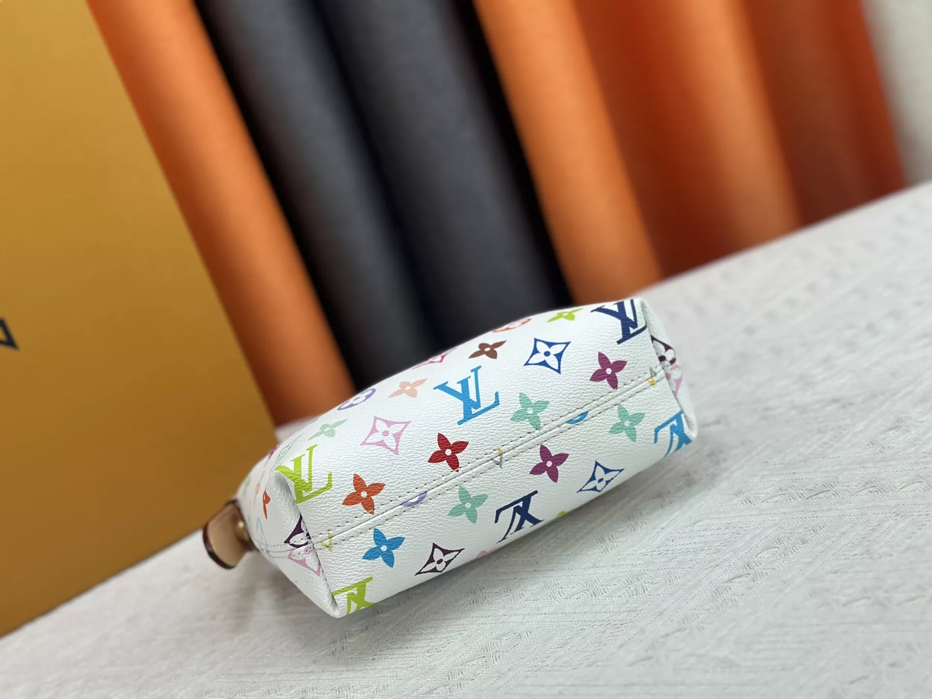 Trendsetting 3154 Louis Vuitton AAA Quality Shoulder Bags For Women - Image 4