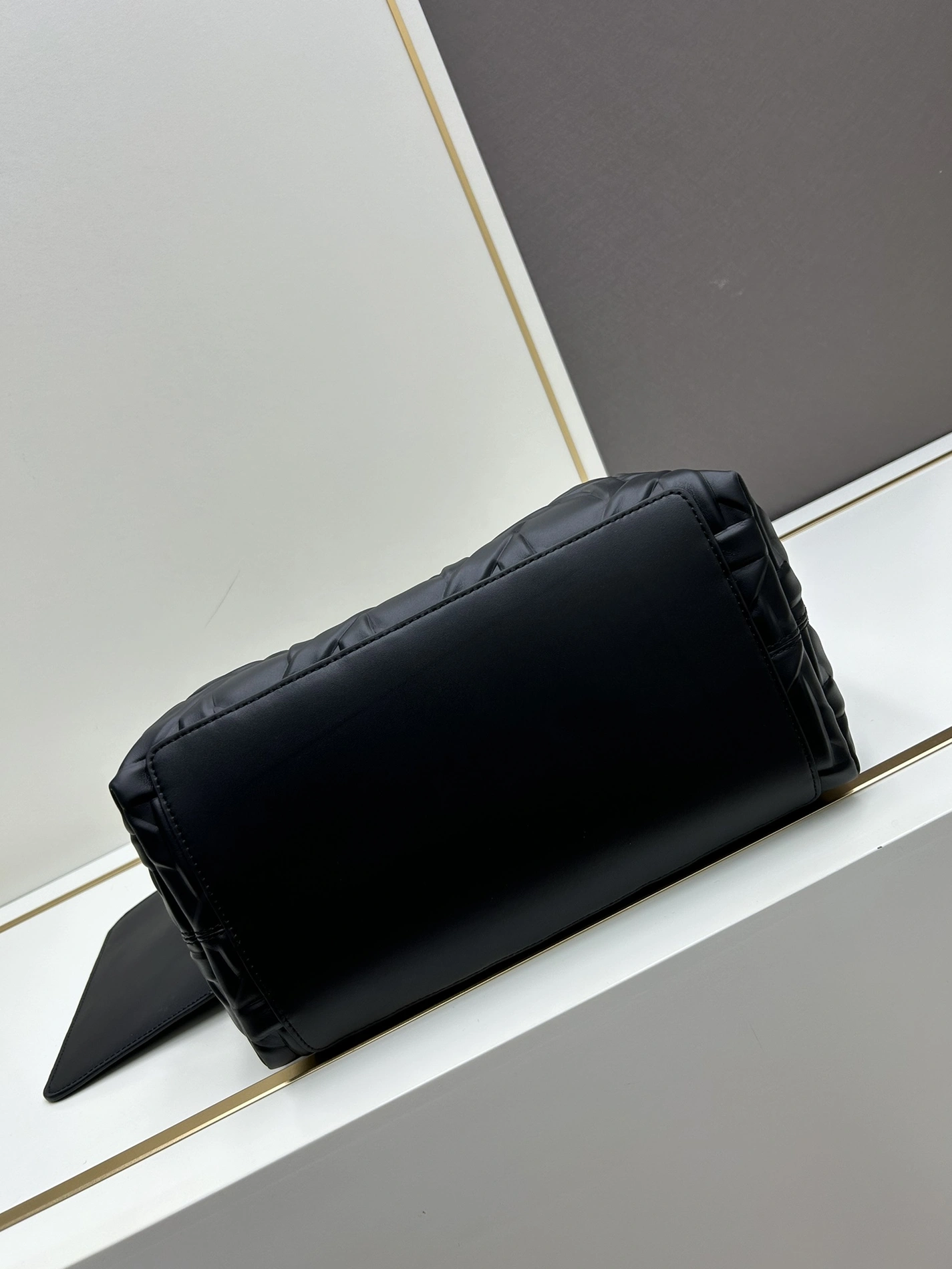 Vibrant 106 Christian Dior AAA Quality Handbags For Women - Image 4