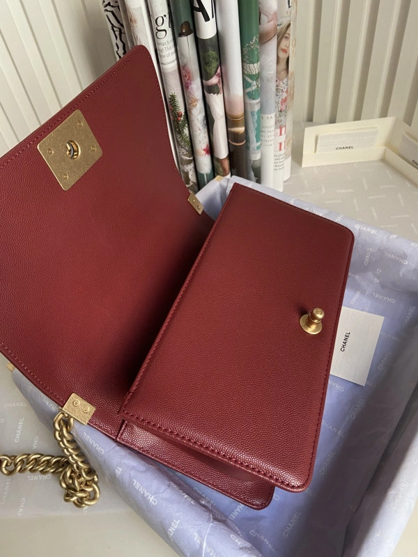 CHANEL BOY BAG StreetReady 200 - Image 9