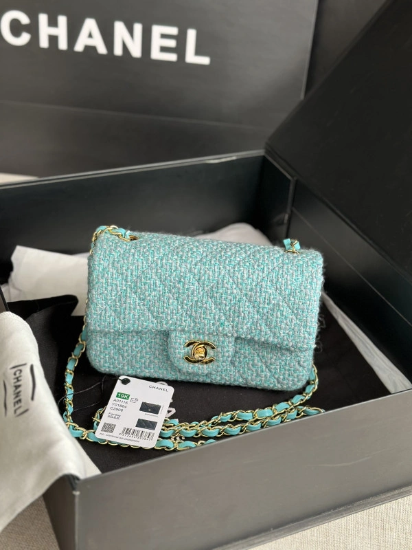 CHANEL FLAP BAG AllSeason 387 - Image 5